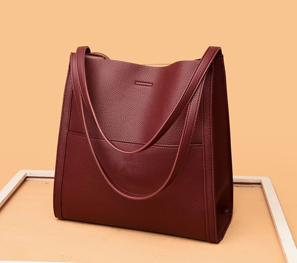 PREMIUM QUALITY LEATHER BAG