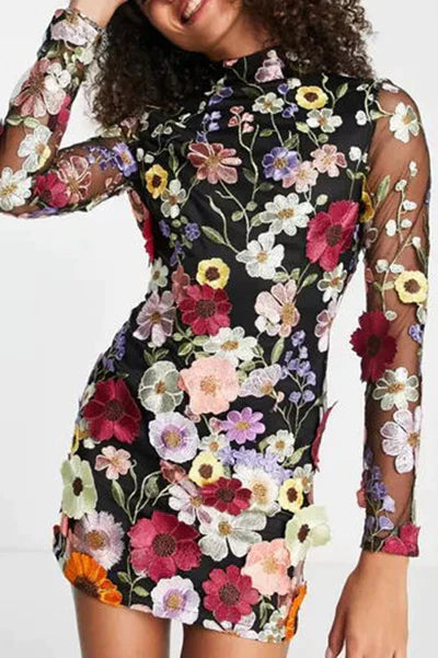 GISELE™ | FLORAL-PATCH DRESS